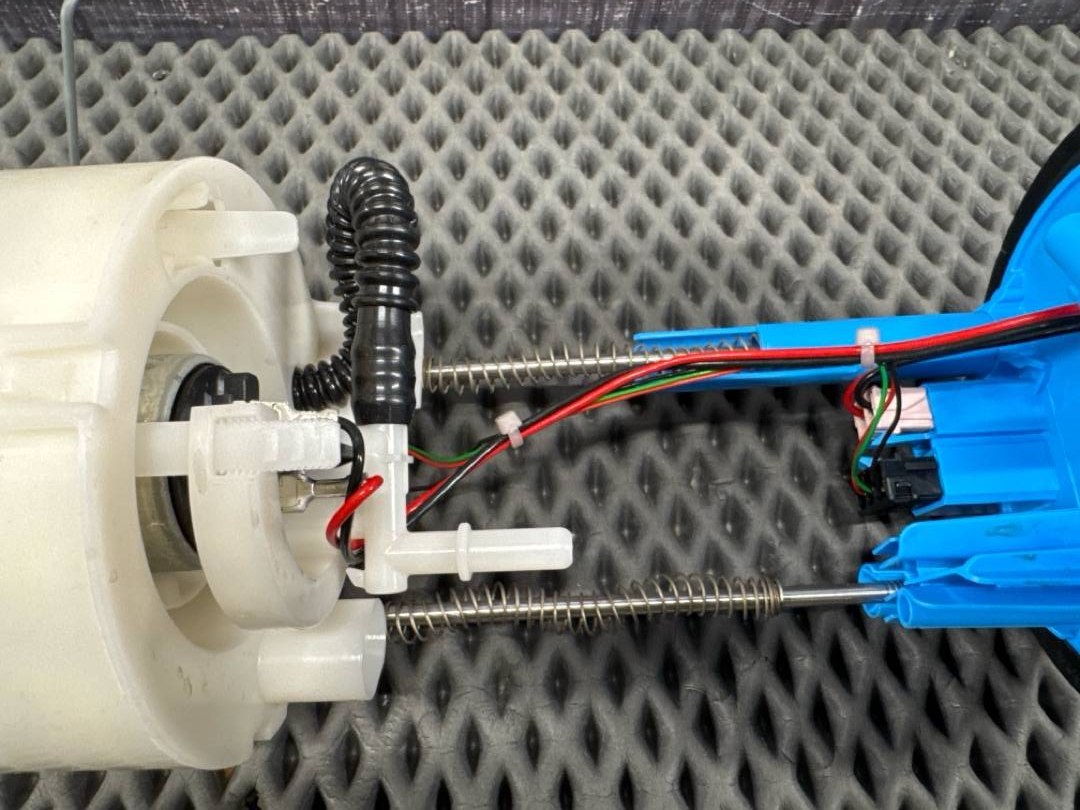 Бензонасос, 9280 рублей, Красноярск