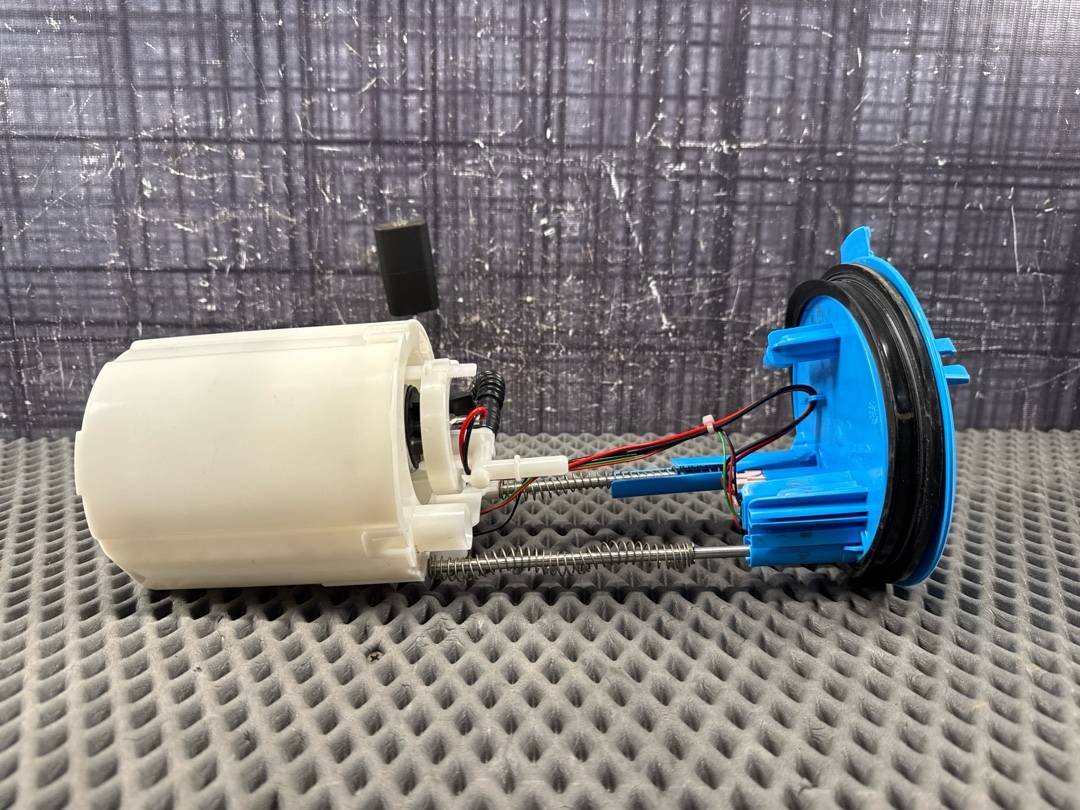 Бензонасос, 9280 рублей, Красноярск