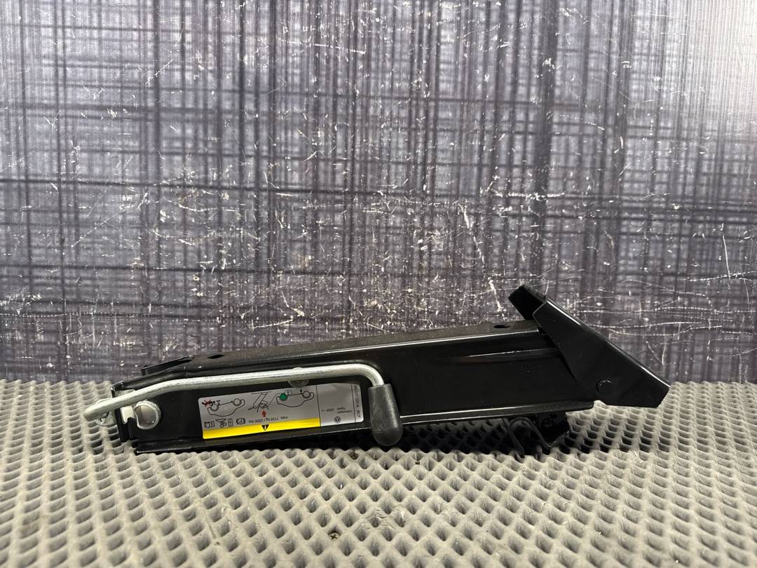 Домкрат, 3220 рублей, Красноярск