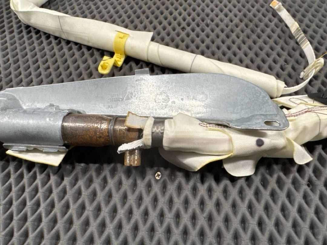 Подушка безопасности, 3699 рублей, Красноярск