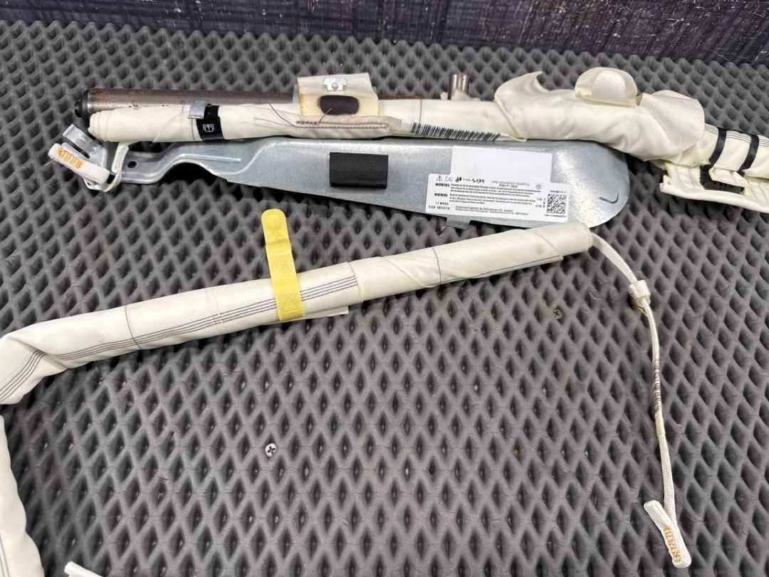 Подушка безопасности, 3699 рублей, Красноярск