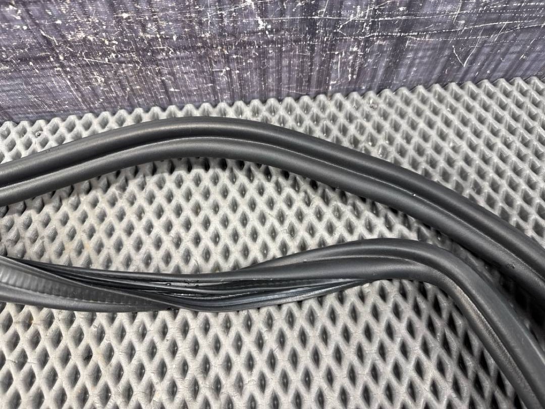 Уплотнитель крышки багажника, 1320 рублей, Красноярск