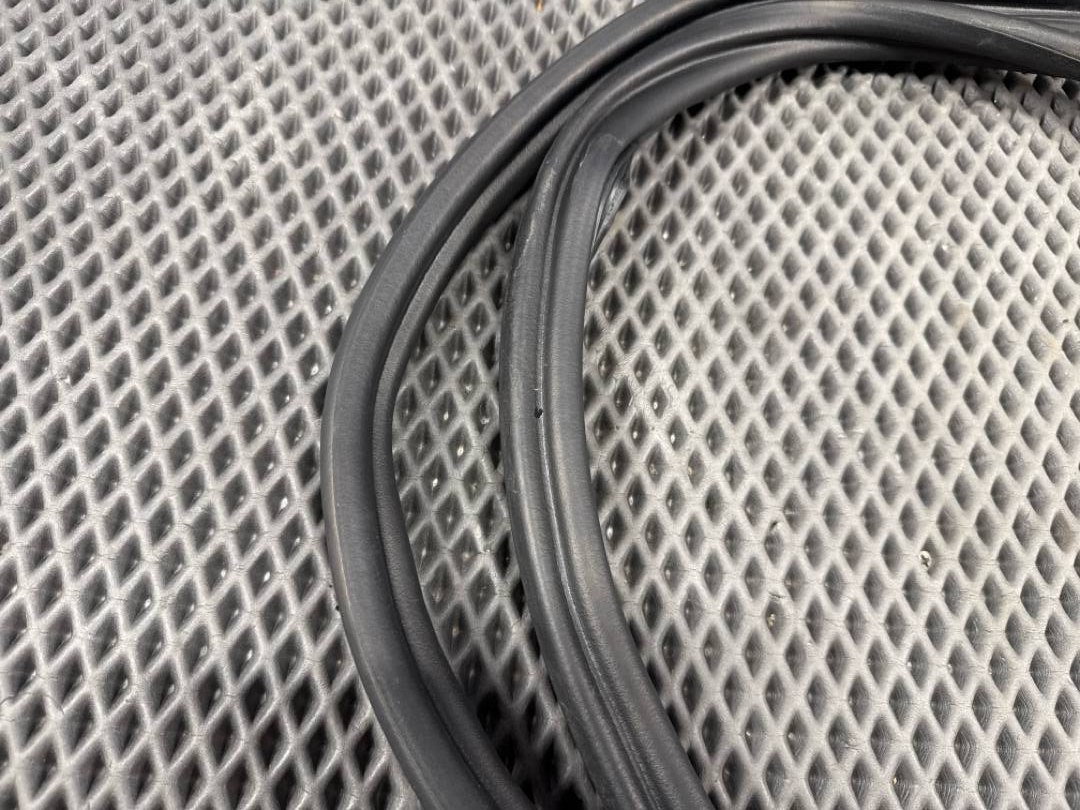 Уплотнитель крышки багажника, 1320 рублей, Красноярск