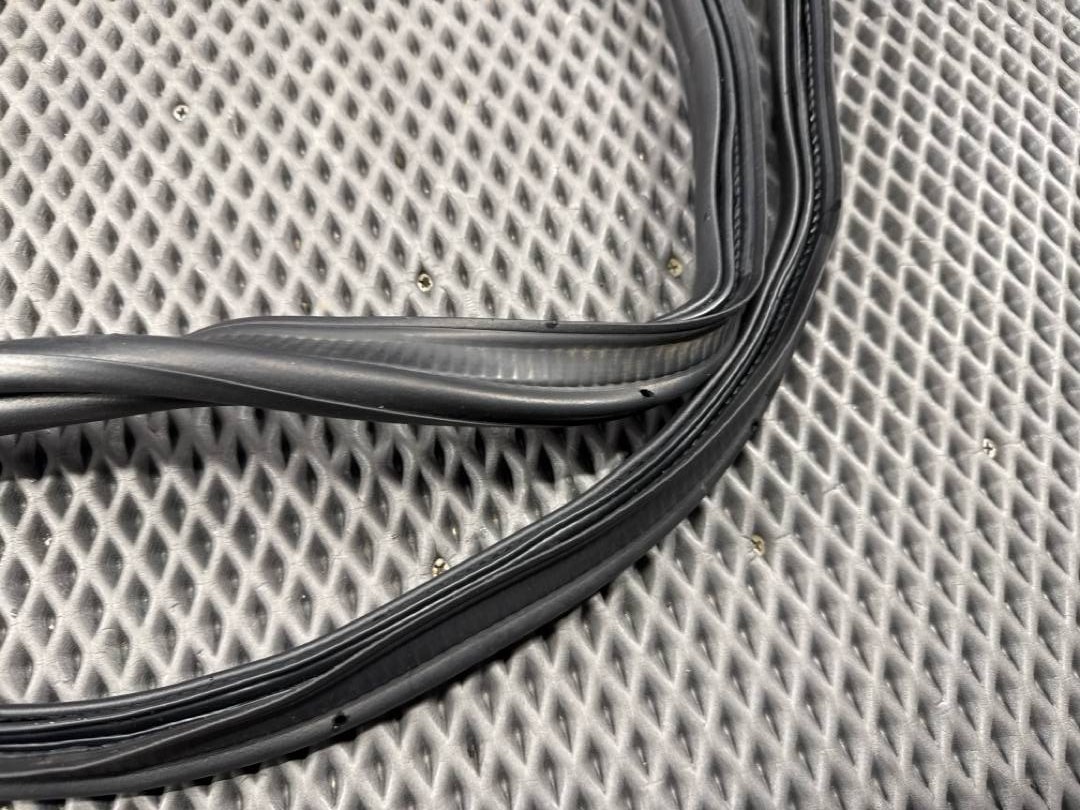 Уплотнитель крышки багажника, 1320 рублей, Красноярск