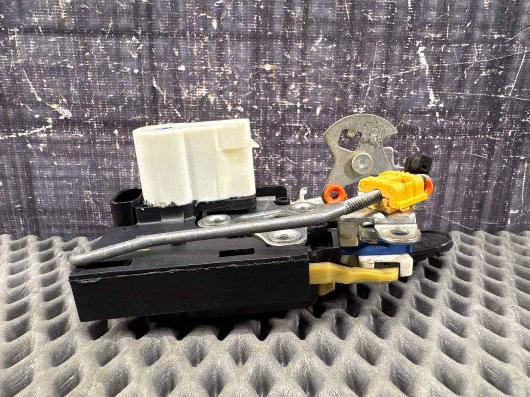 Замок двери, 1976 рублей, Красноярск