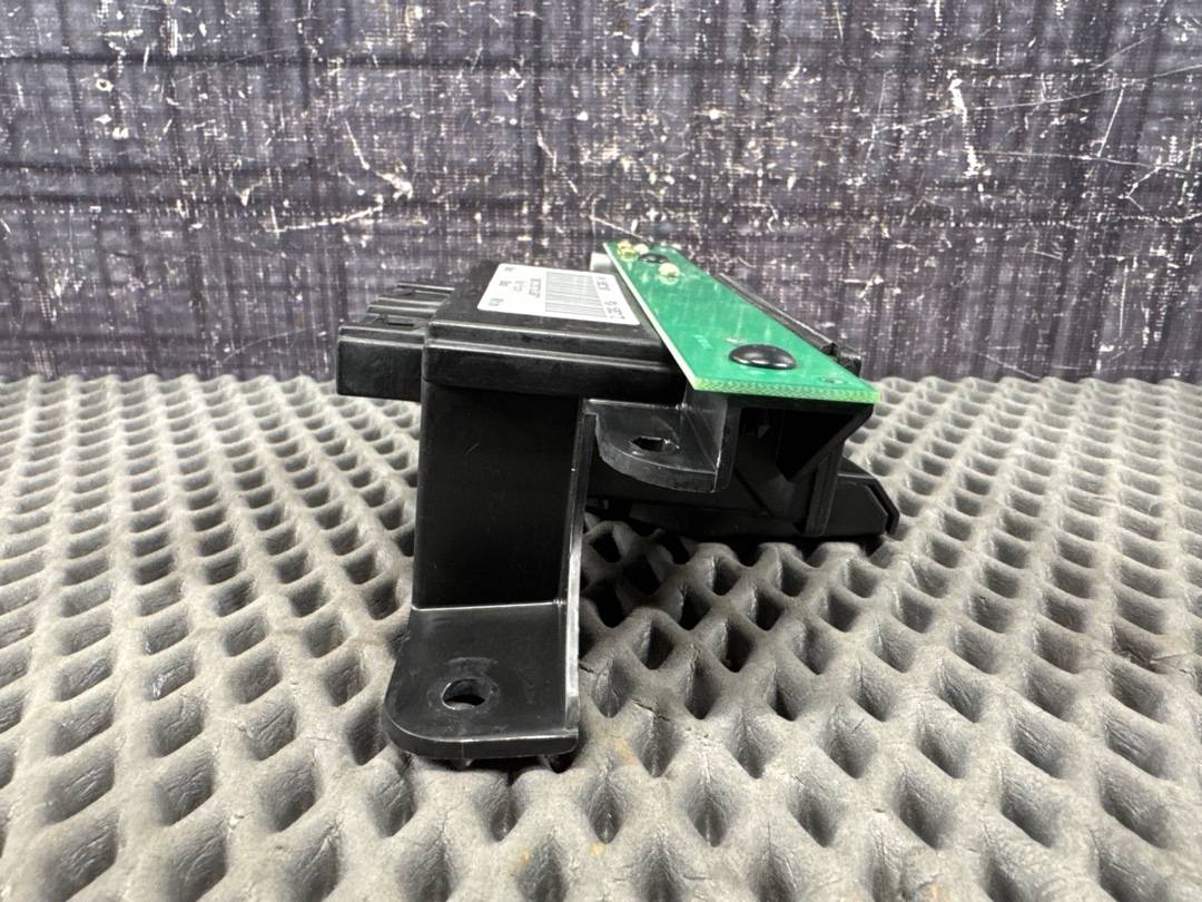 Блок управления центральным замком, 1118 рублей, Красноярск