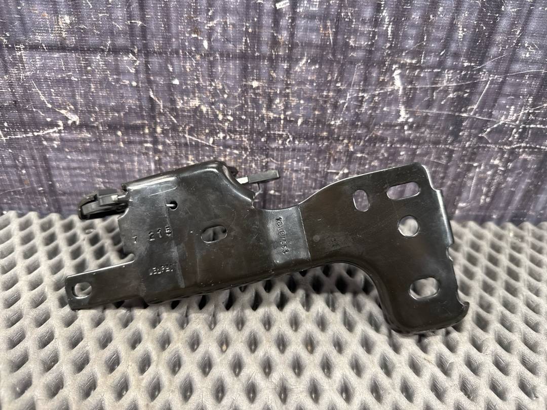 Замок багажника, 923 рублей, Красноярск