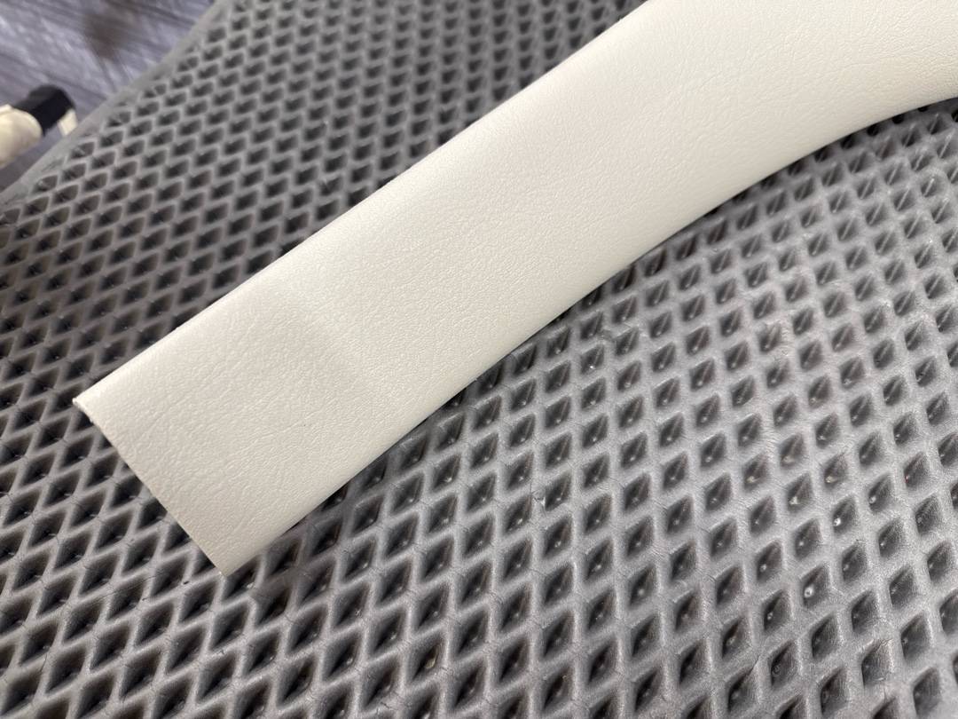 Обшивка крышки багажника, 819 рублей, Красноярск