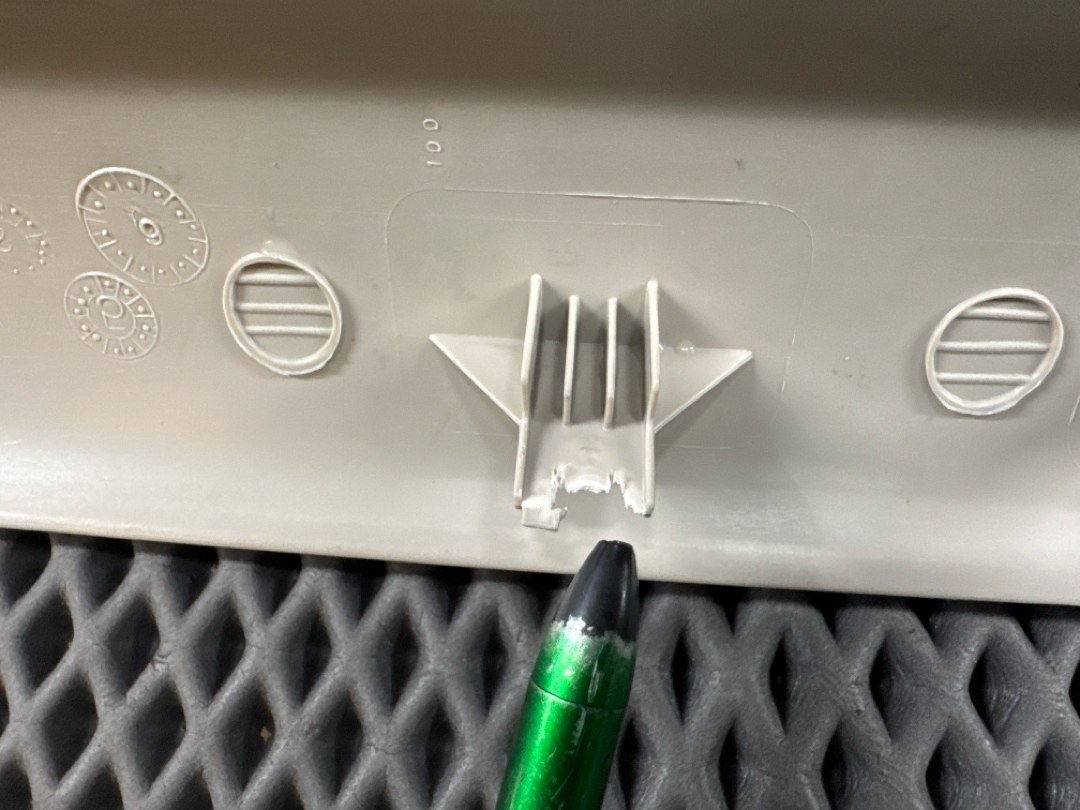 Обшивка крышки багажника, 819 рублей, Красноярск