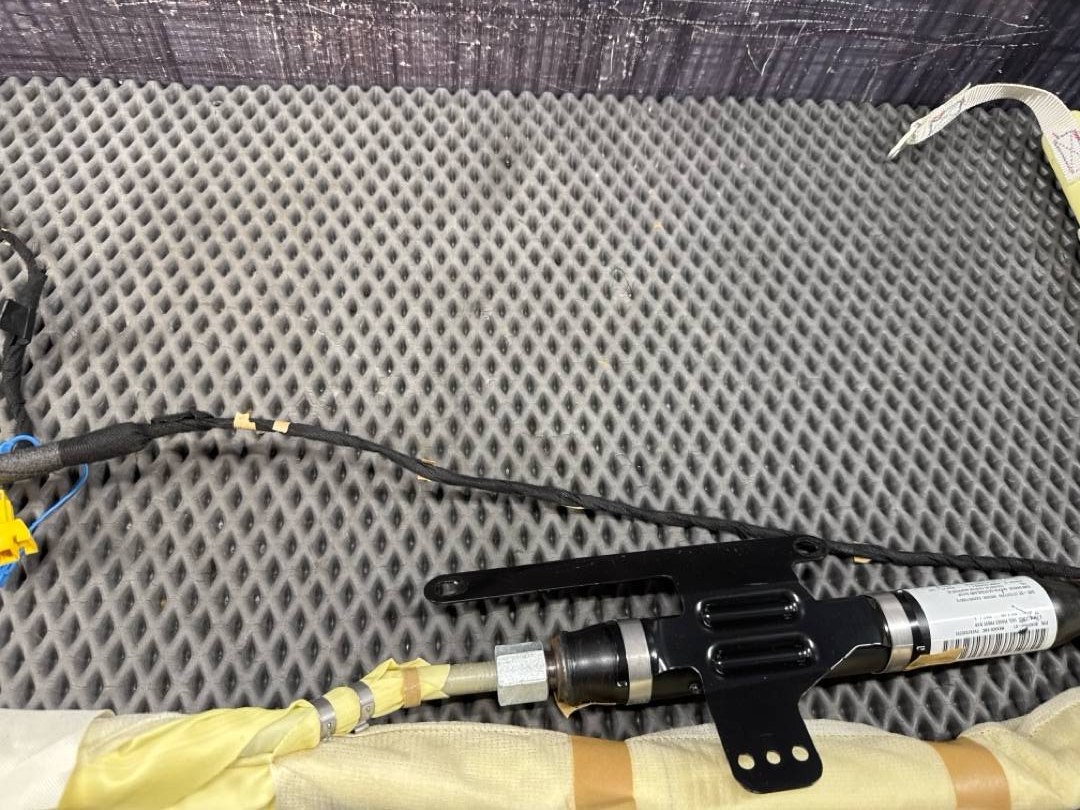 Подушка безопасности, 1586 рублей, Красноярск