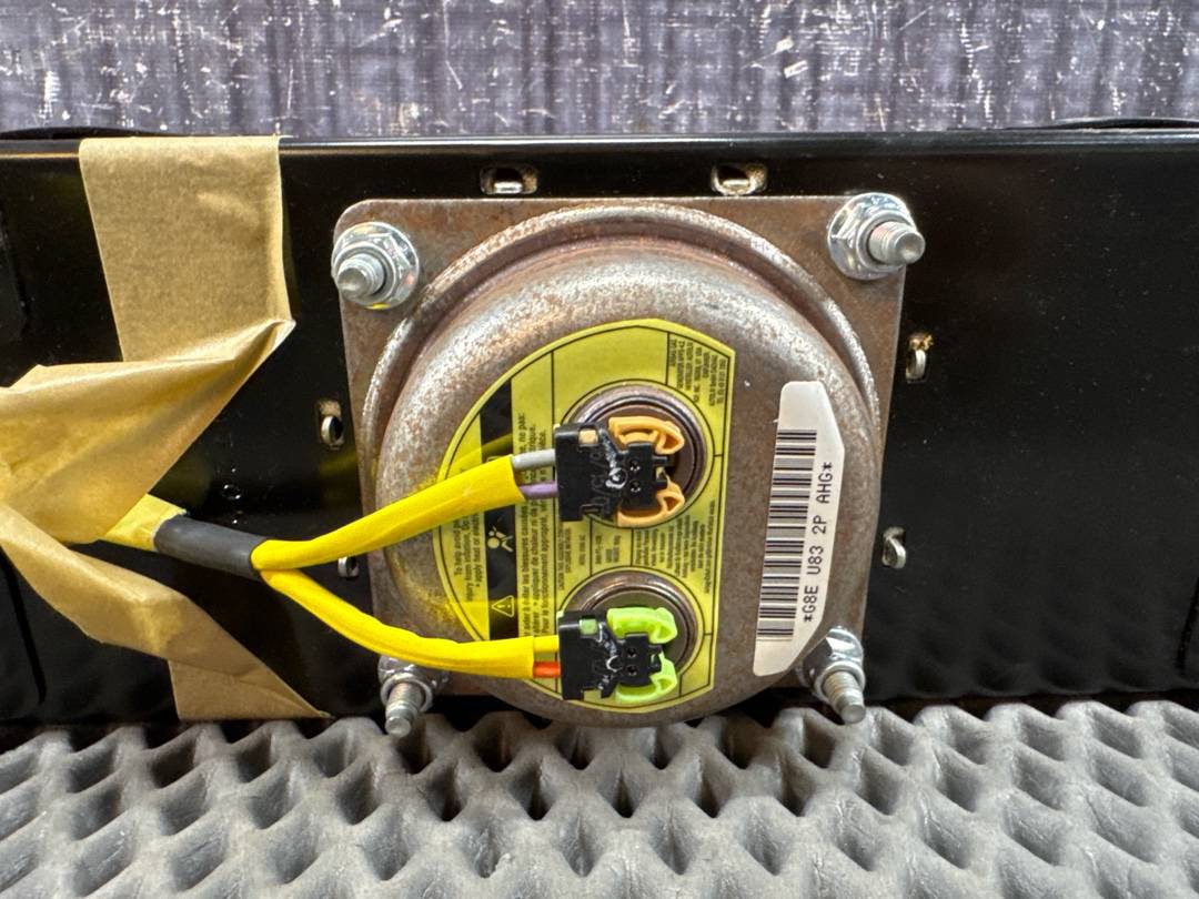 Подушка безопасности, 2152 рублей, Красноярск