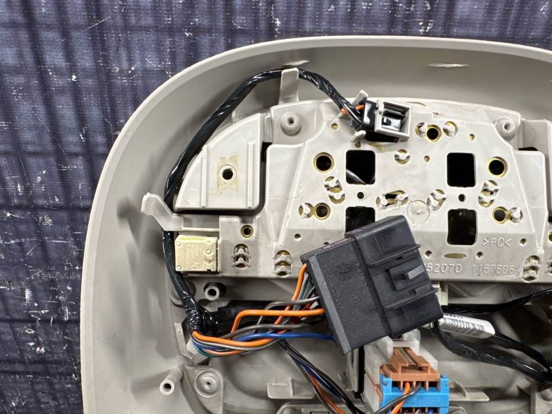 Плафон салона, 1697 рублей, Красноярск