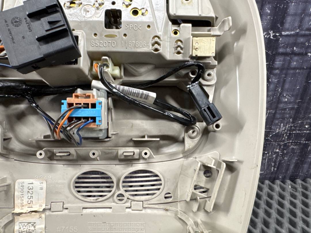 Плафон салона, 1697 рублей, Красноярск