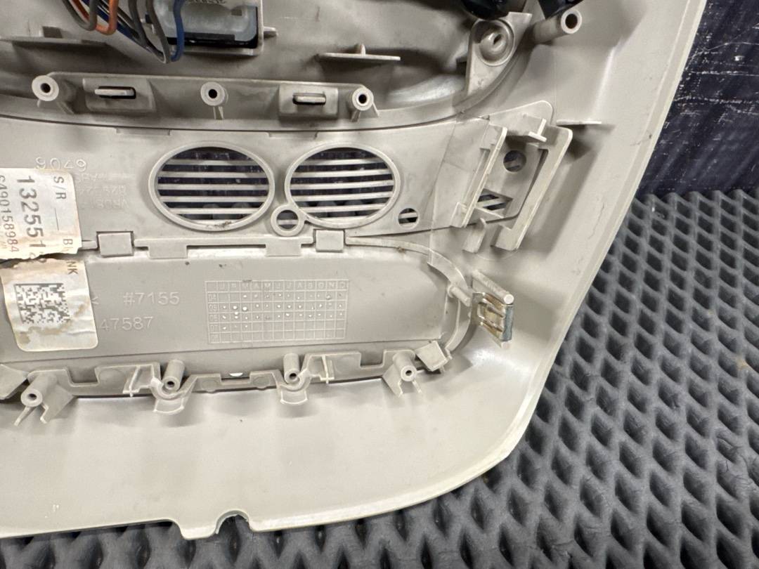 Плафон салона, 1697 рублей, Красноярск