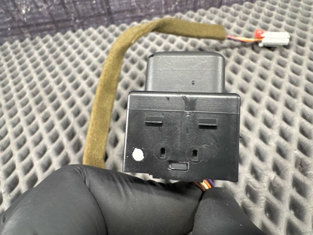 Кнопка памяти сиденья, 416 рублей, Красноярск