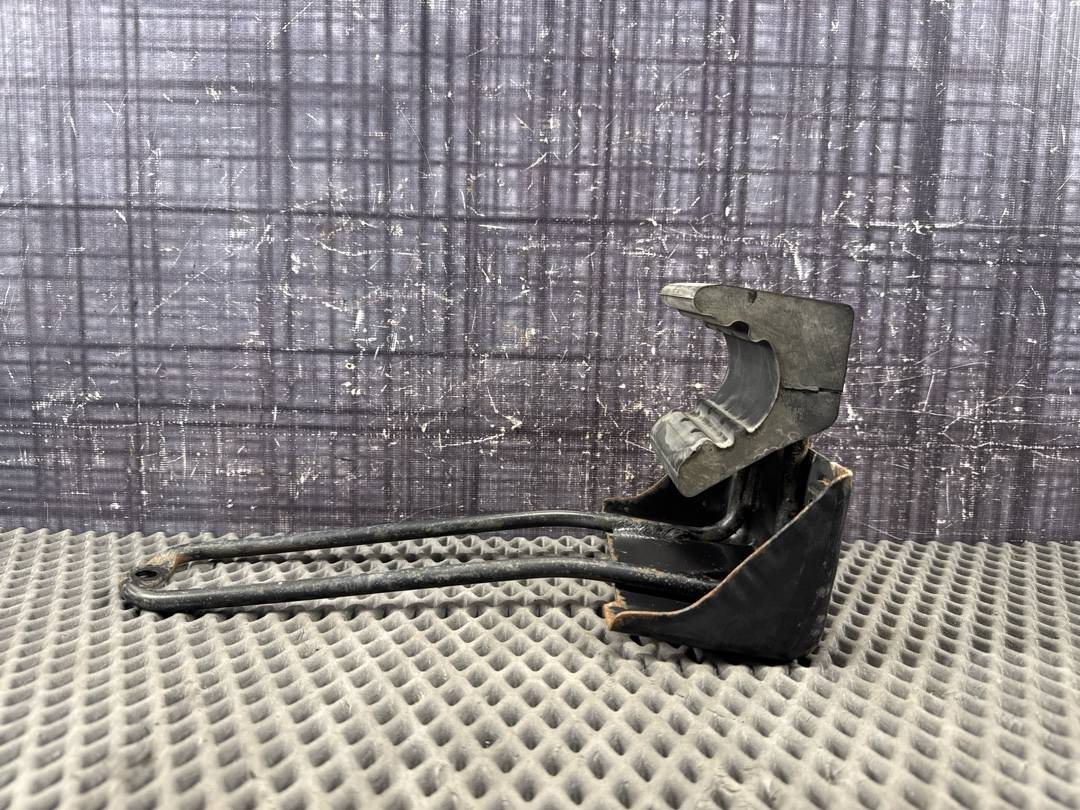 Замок капота, 657 рублей, Красноярск