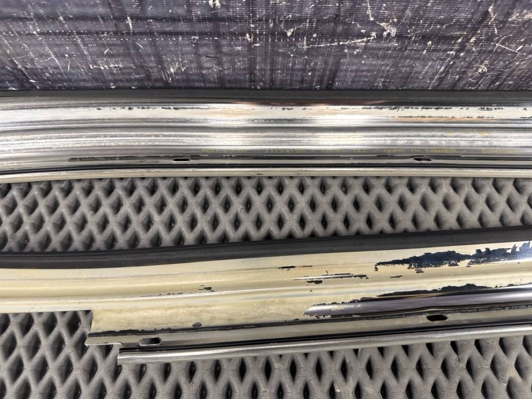 Молдинг лобового стекла, 858 рублей, Красноярск