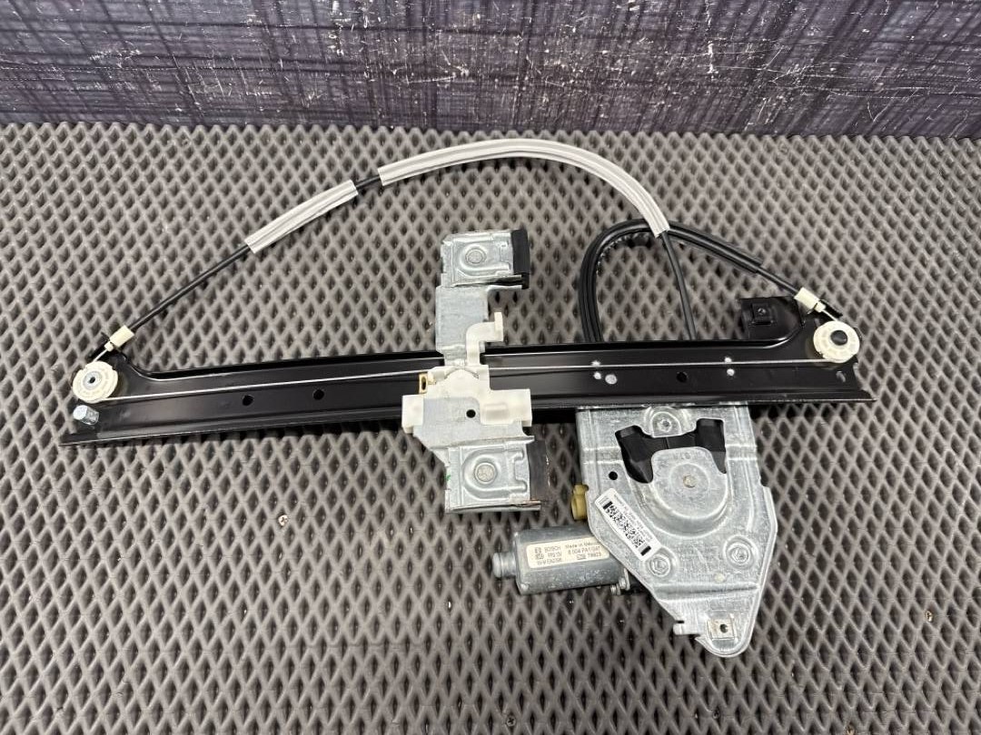 Стеклоподъемник, 2366 рублей, Красноярск