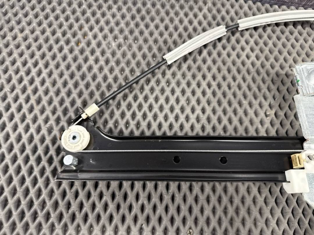 Стеклоподъемник, 2366 рублей, Красноярск