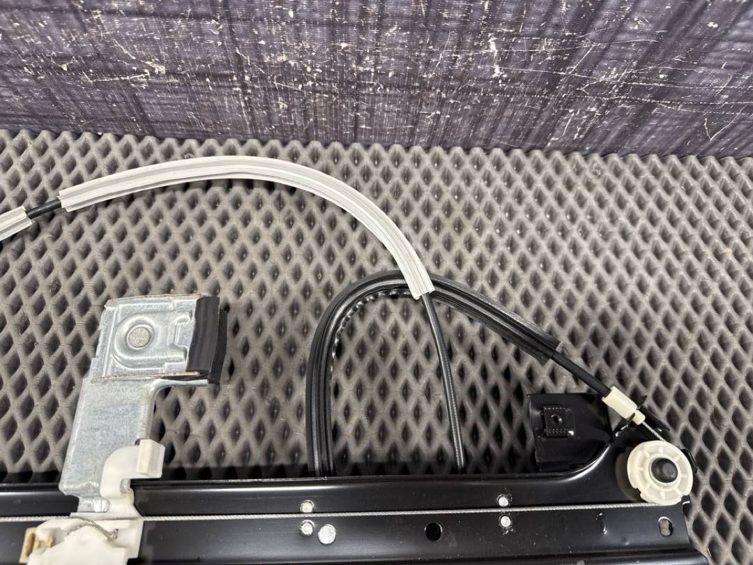 Стеклоподъемник, 2366 рублей, Красноярск