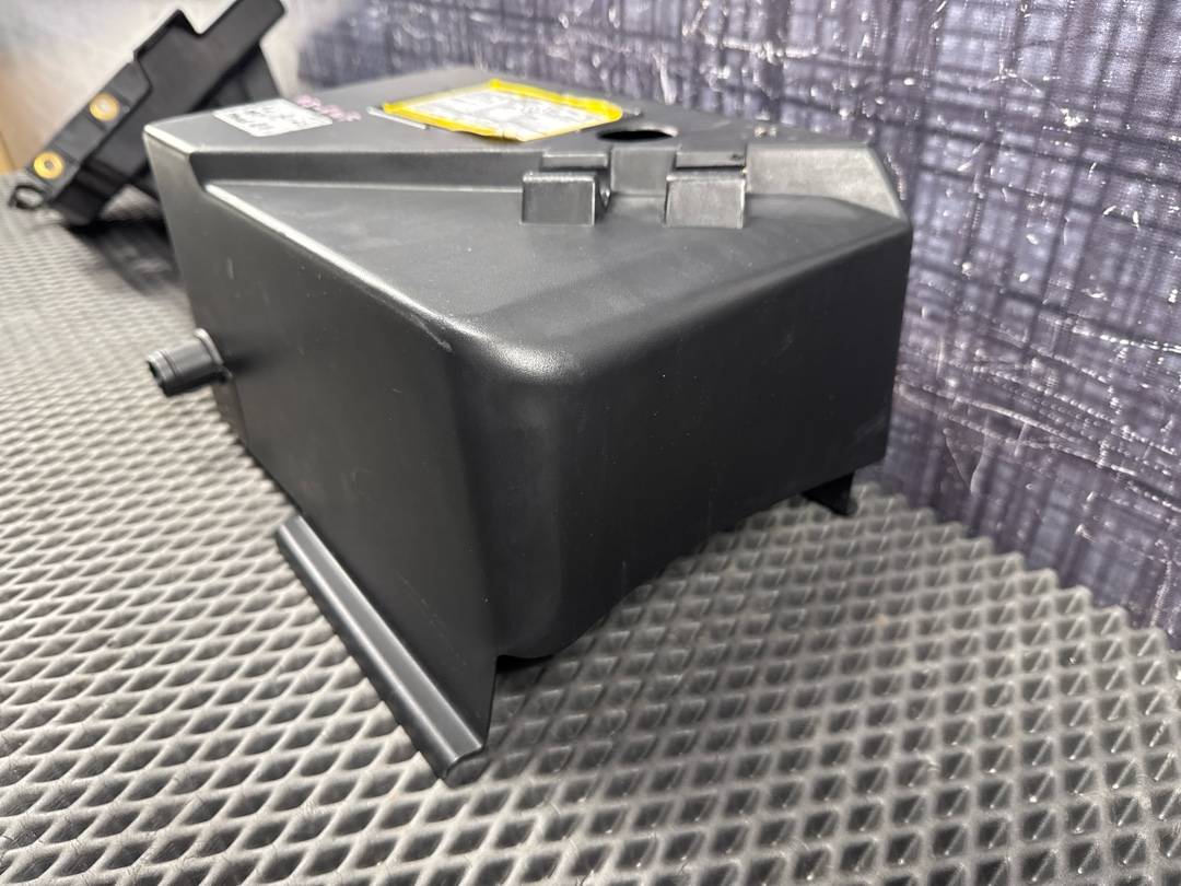 Кожух аккумулятора, 3016 рублей, Красноярск