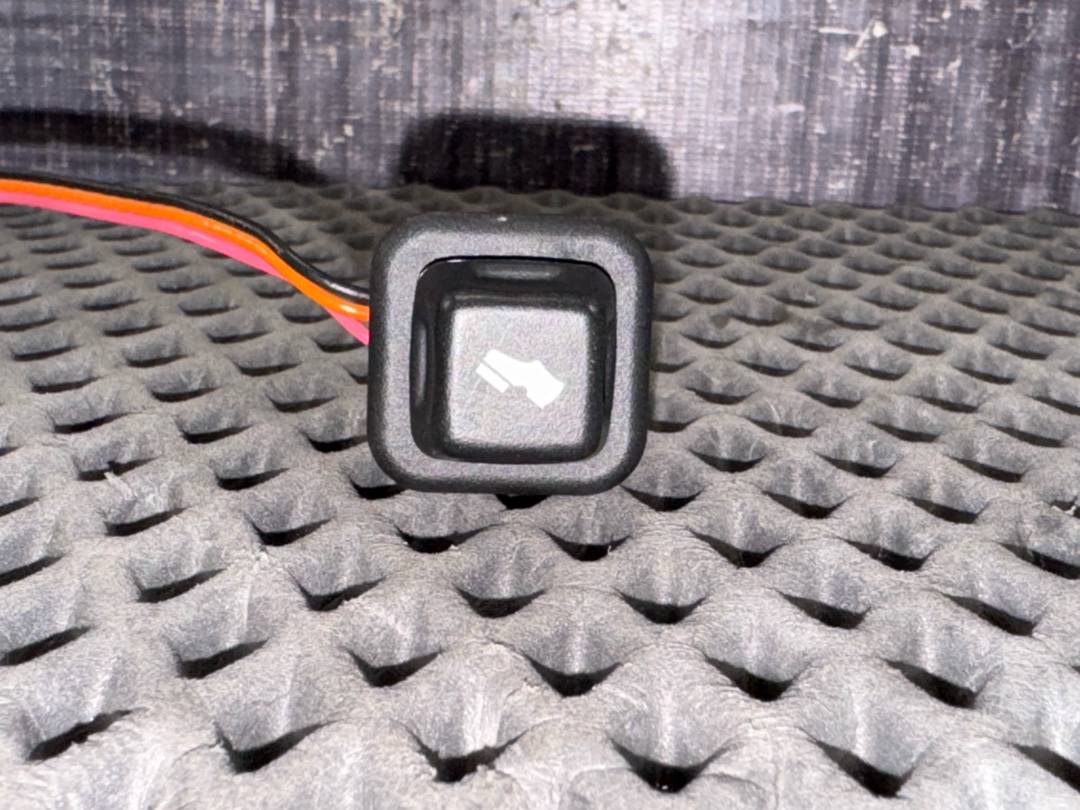 Кнопка салона, 501 рублей, Красноярск