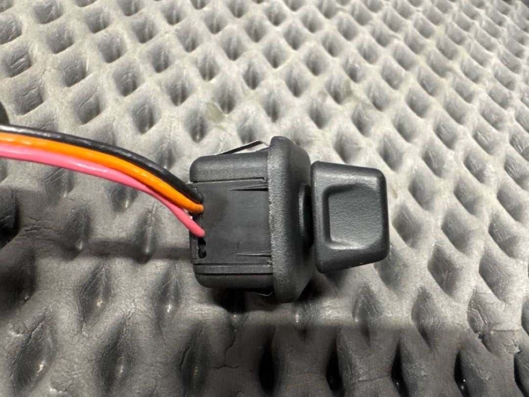 Кнопка салона, 501 рублей, Красноярск