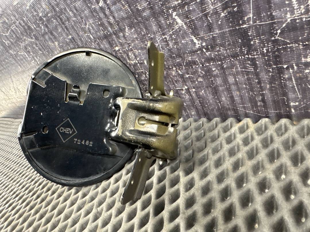 Лючок бензобака, 1274 рублей, Красноярск