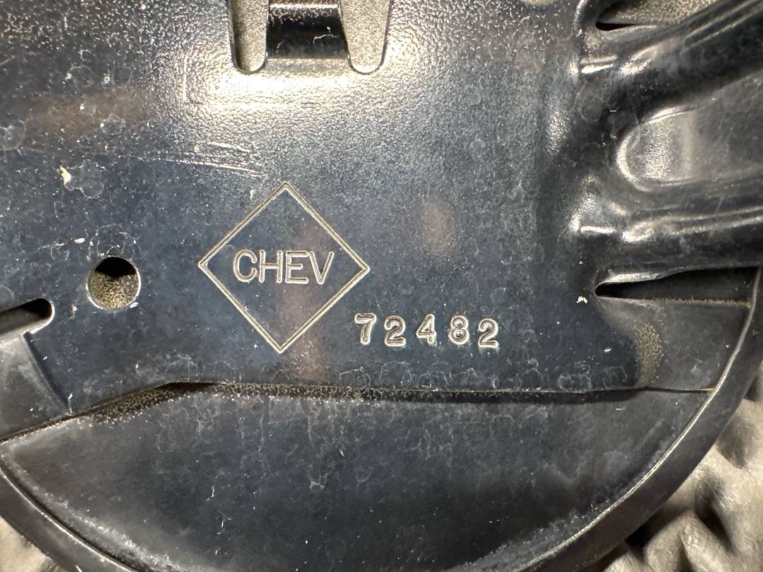 Лючок бензобака, 1274 рублей, Красноярск