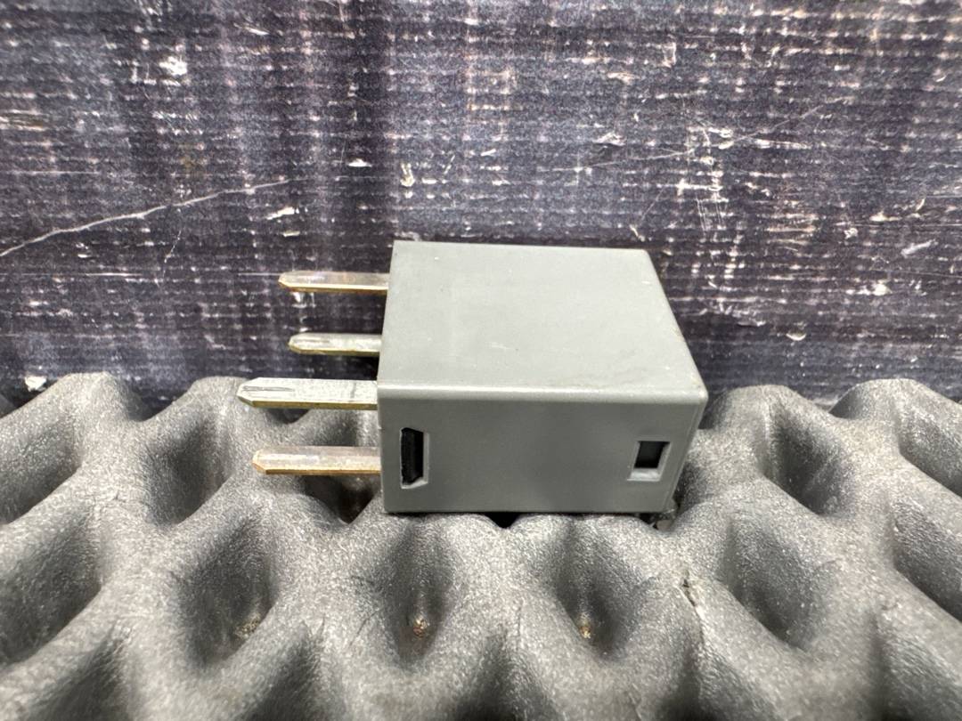 Реле, 332 рублей, Красноярск