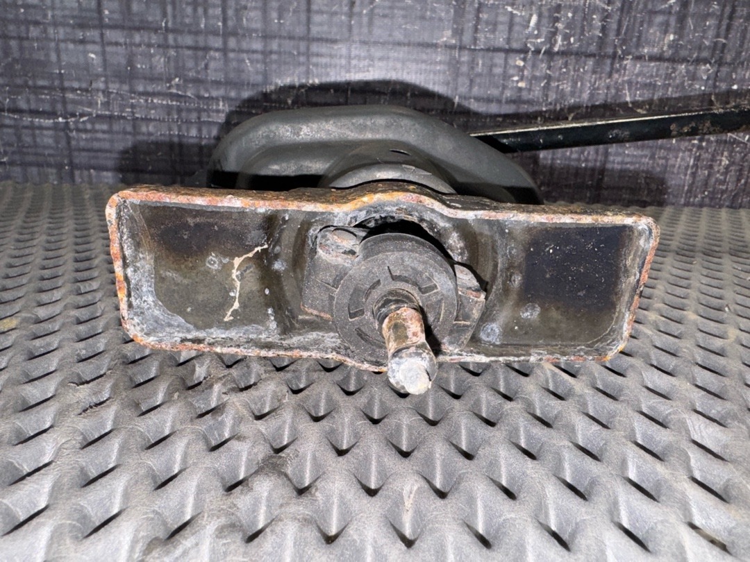 Крепление запасного колеса, 10673 рублей, Красноярск