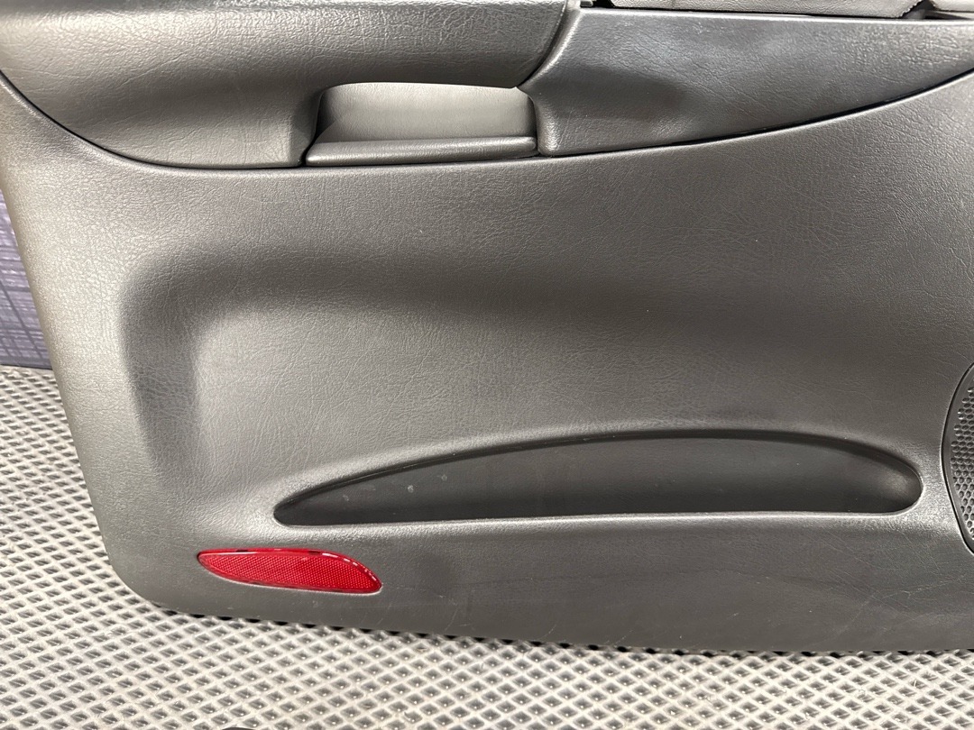 Комплект обшивок дверей, 10017 рублей, Красноярск