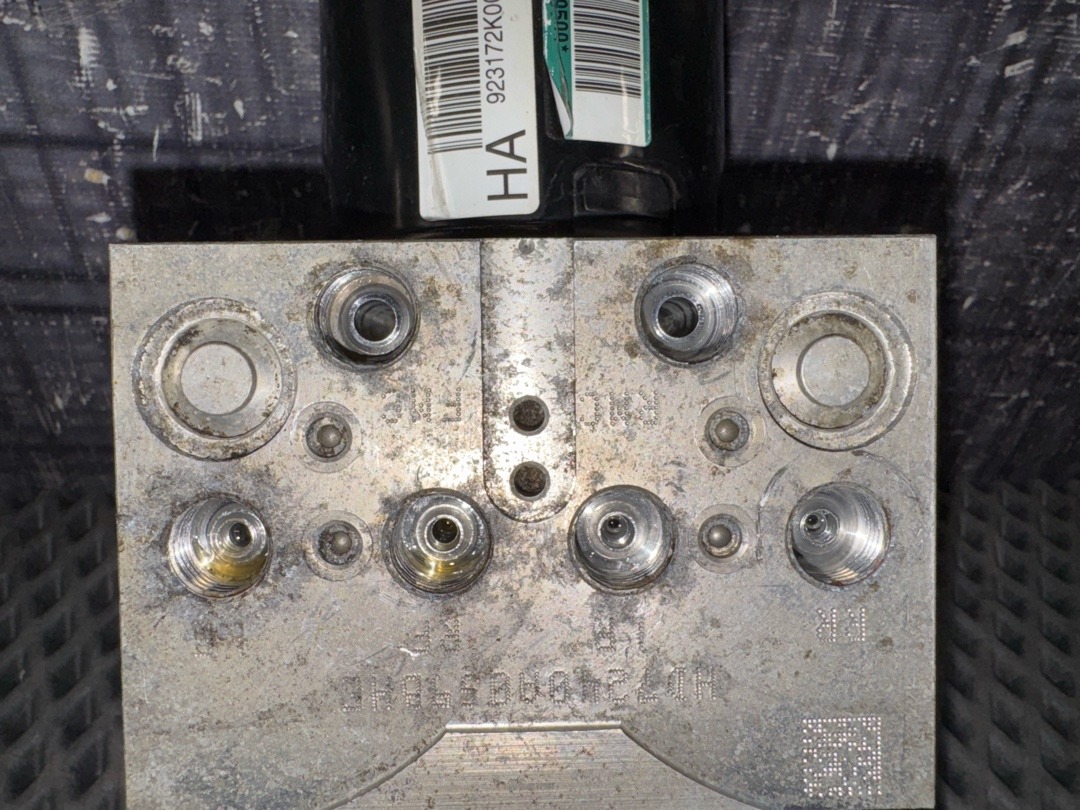 Блок ABS, 8346 рублей, Красноярск