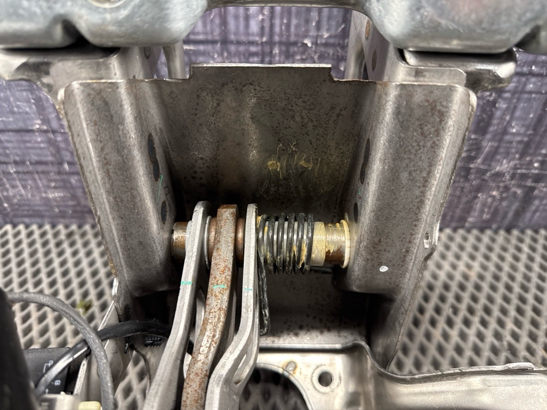 Педаль тормоза, 1924 рублей, Красноярск