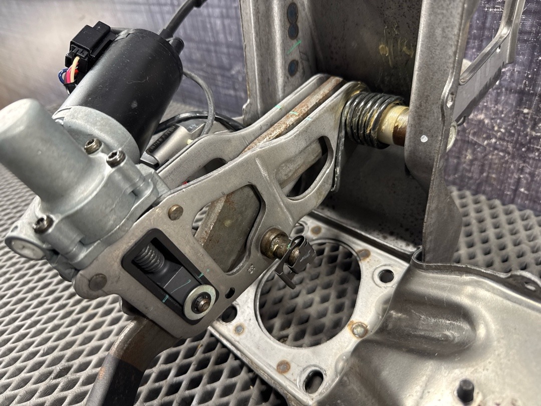 Педаль тормоза, 1924 рублей, Красноярск