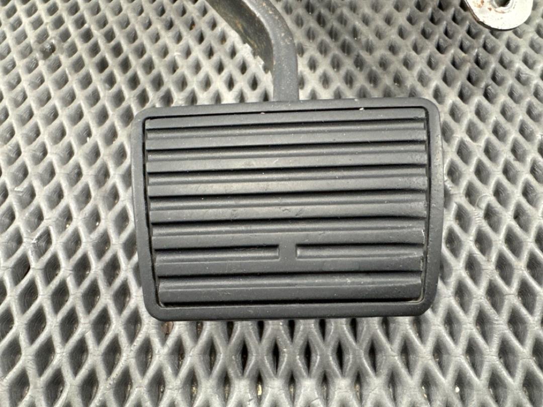 Педаль тормоза, 1924 рублей, Красноярск