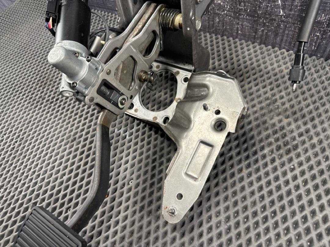 Педаль тормоза, 1924 рублей, Красноярск