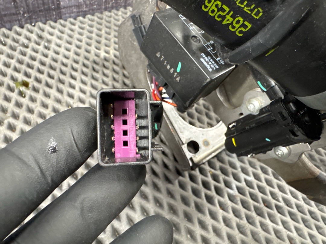 Педаль тормоза, 1924 рублей, Красноярск