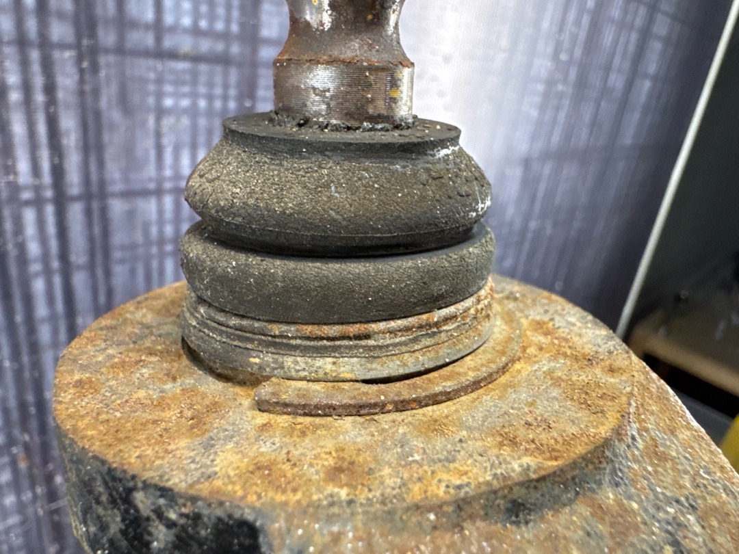 Поворотный кулак, 1794 рублей, Красноярск