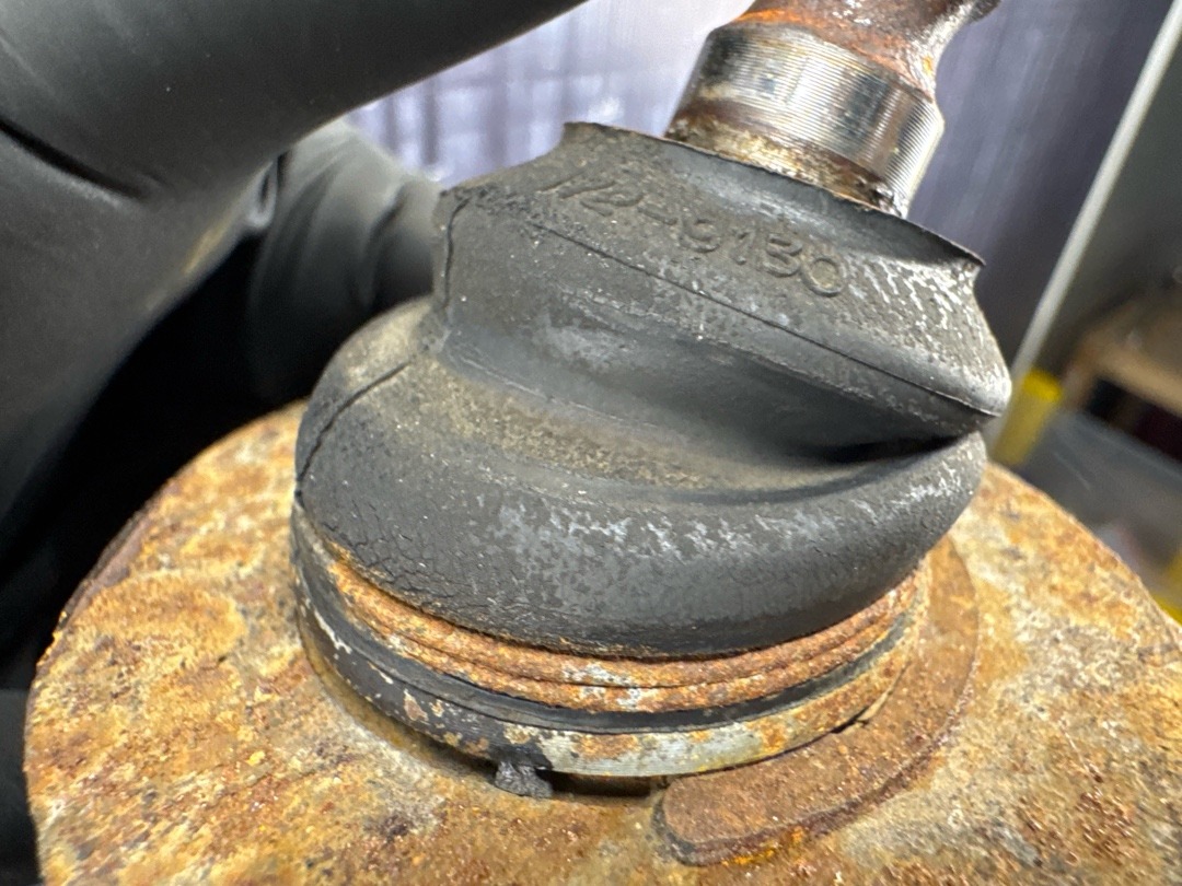 Поворотный кулак, 1794 рублей, Красноярск