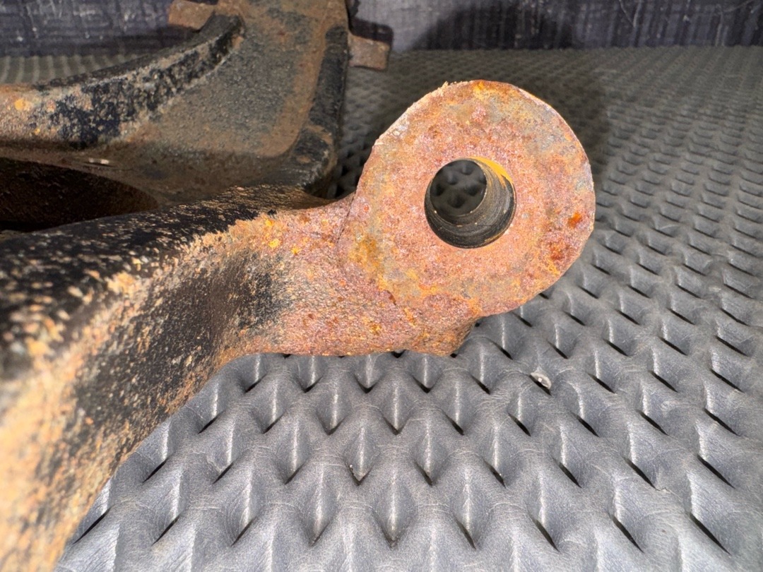 Поворотный кулак, 1794 рублей, Красноярск