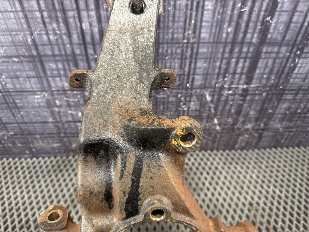 Поворотный кулак, 1794 рублей, Красноярск