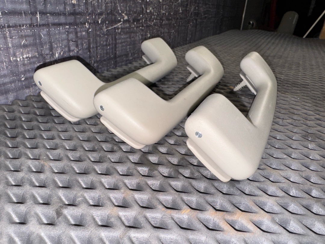 Потолочная ручка, 806 рублей, Красноярск