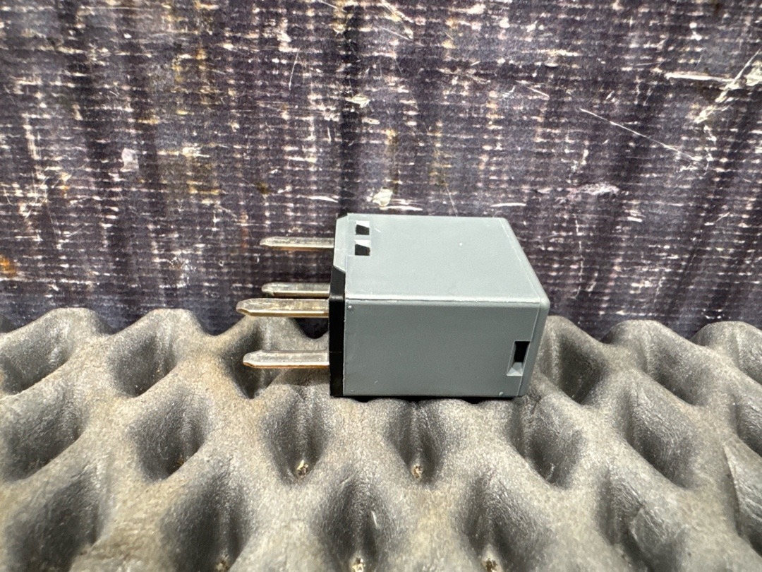 Реле, 332 рублей, Красноярск