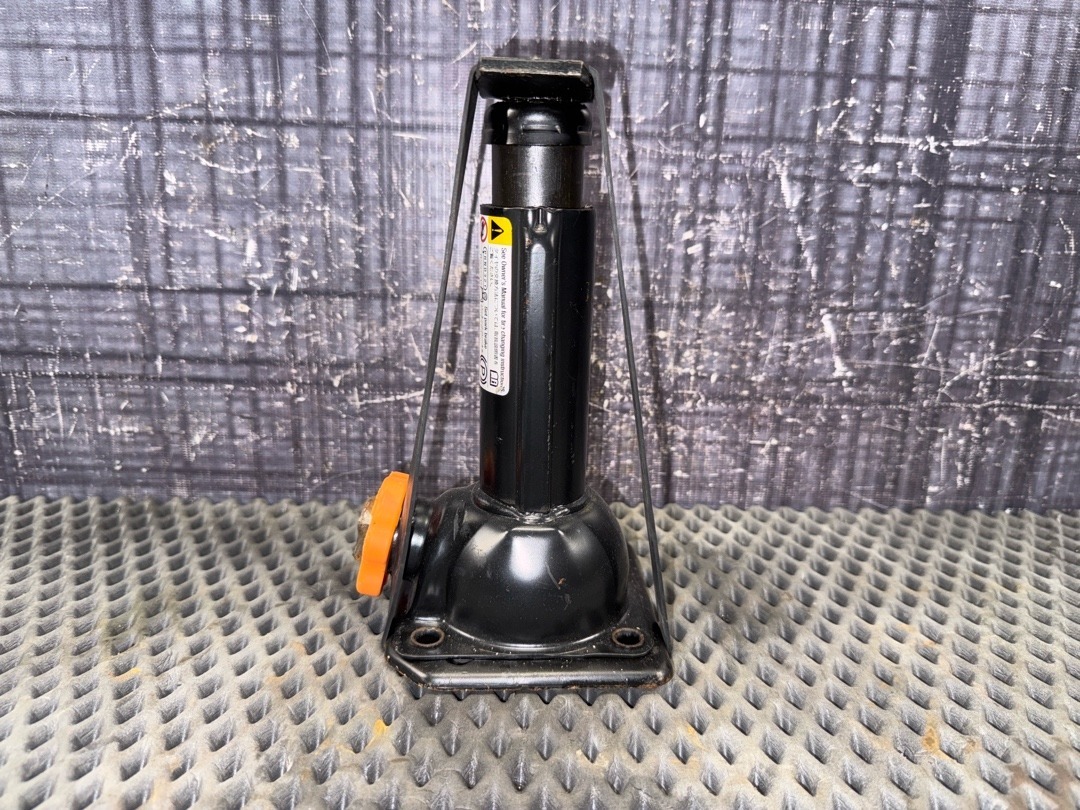 Домкрат, 4589 рублей, Красноярск