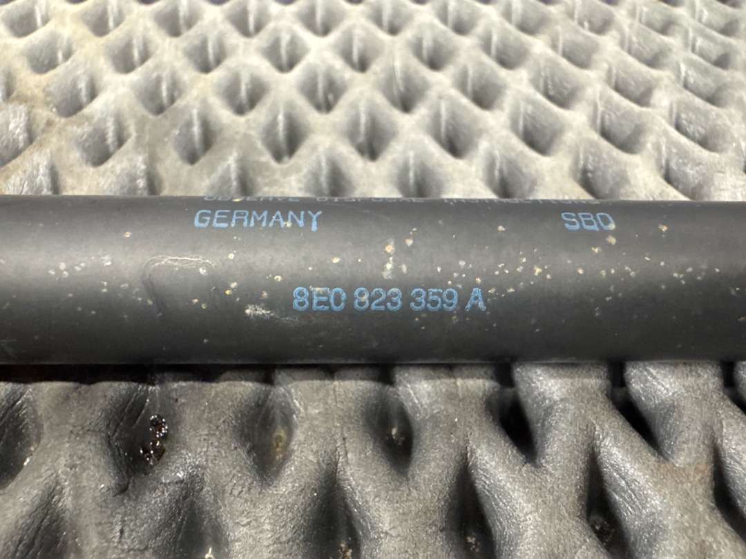 Амортизатор капота, 910 рублей, Красноярск