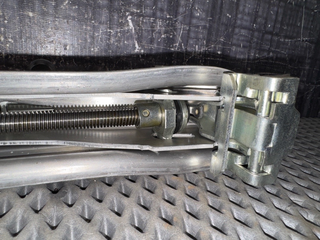 Домкрат, 2970 рублей, Красноярск