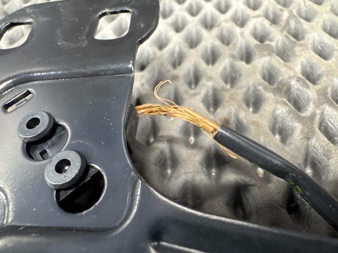 Замок капота, 1920 рублей, Красноярск