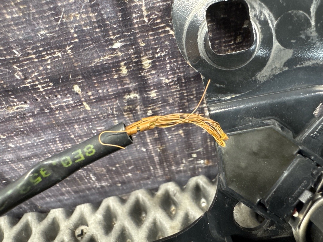 Замок капота, 1920 рублей, Красноярск