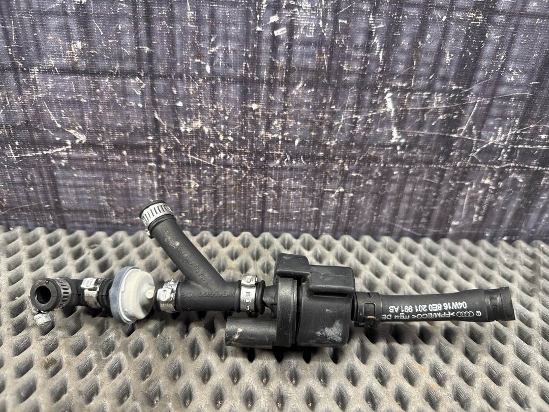 Клапан вентиляции топливного бака, 2670 рублей, Красноярск